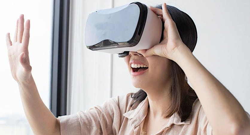 VR headset