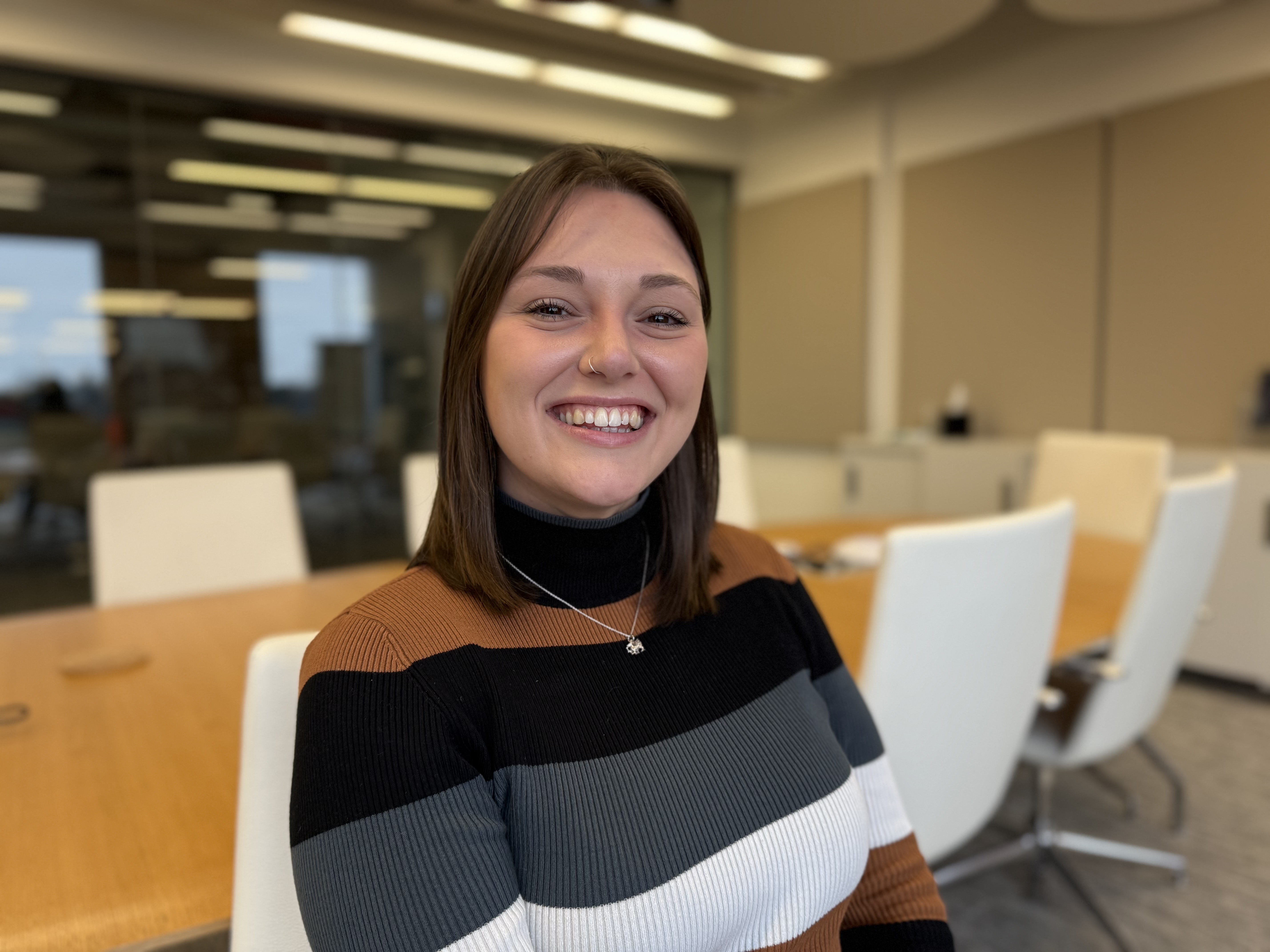 Carys Evans headshot